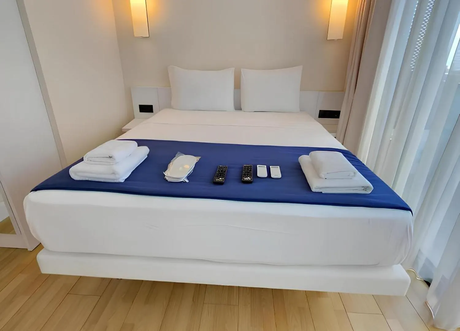 Sea View Hotel Orbi City Balcony & Beach Access Batumi 5*,