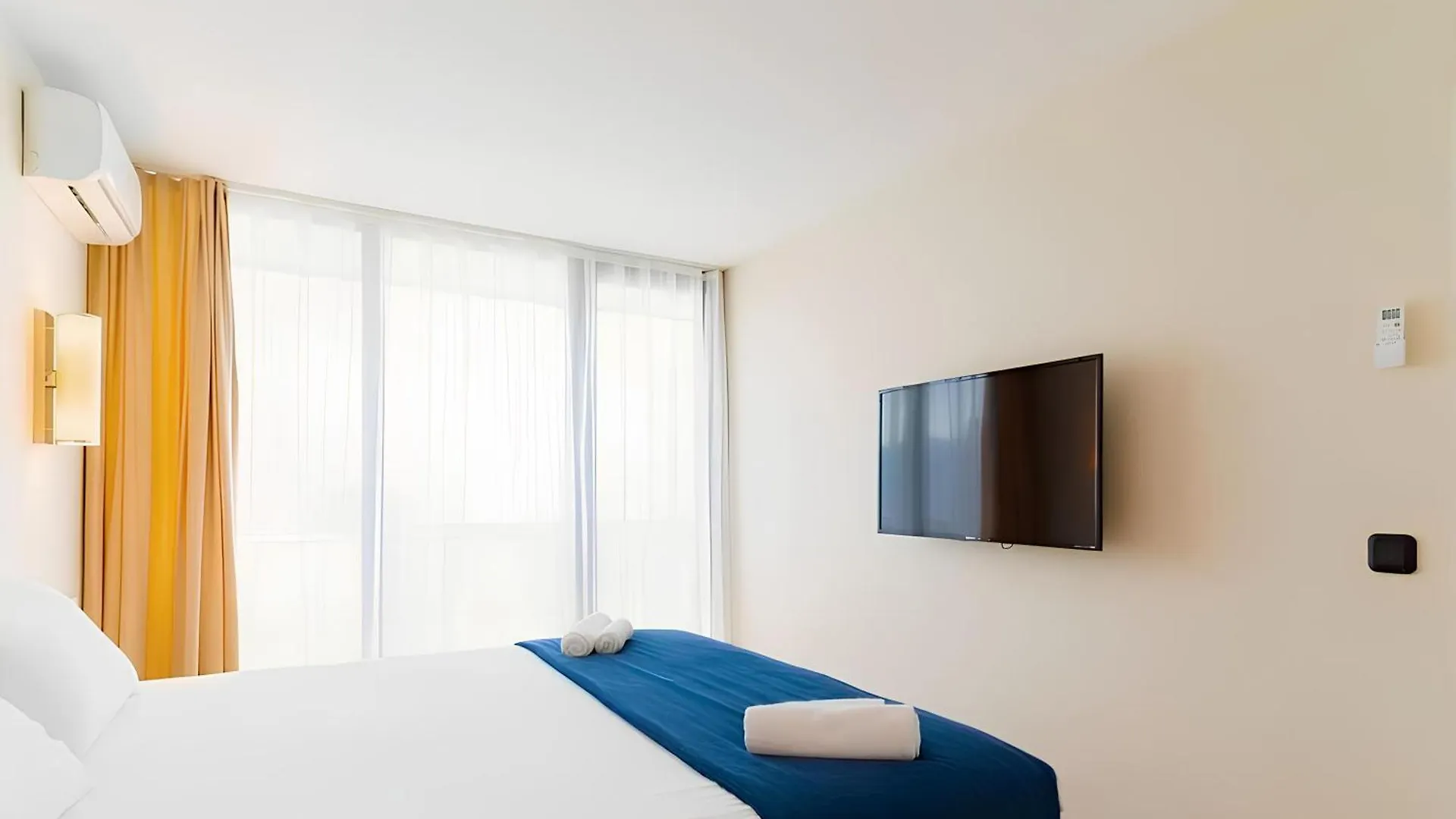 Sea View Hotel Orbi City Balcony & Beach Access Batumi