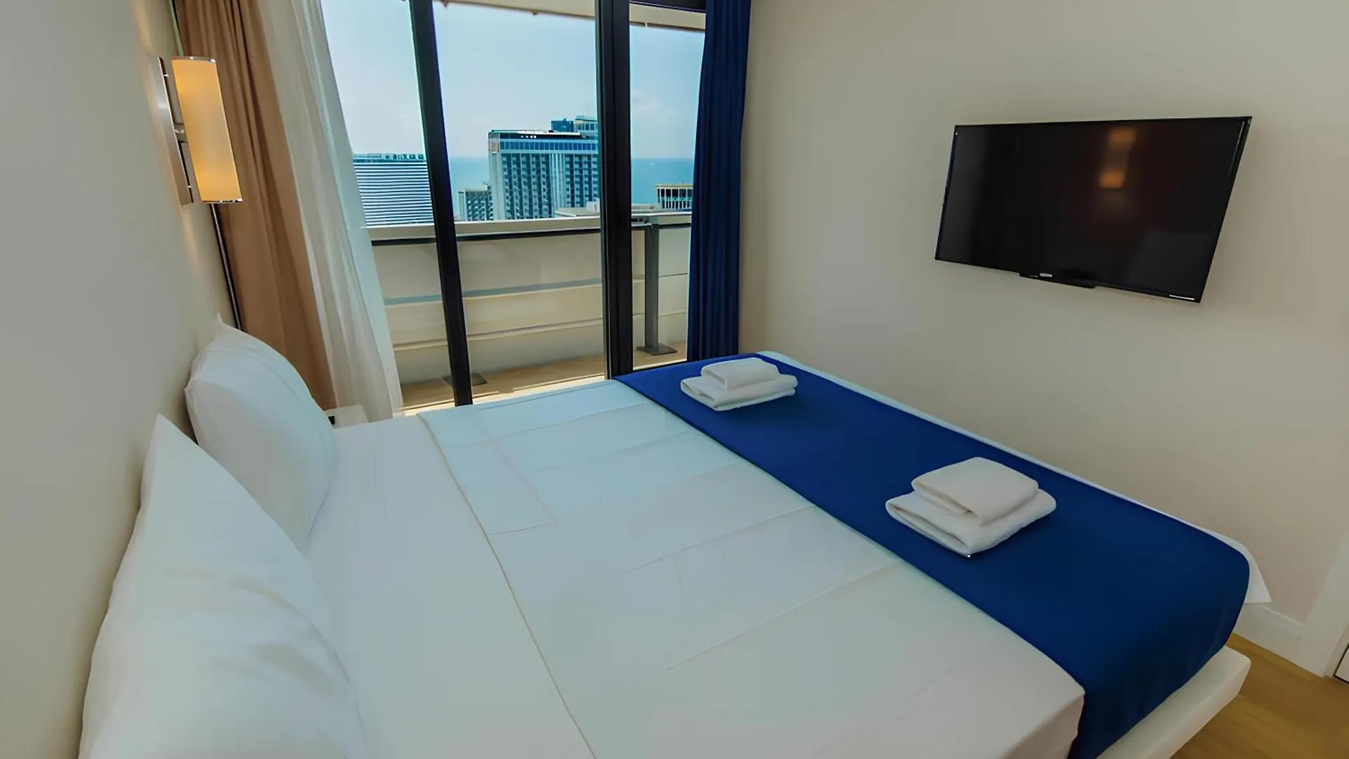 Sea View Hotel Orbi City Balcony & Beach Access Batumi 5*,