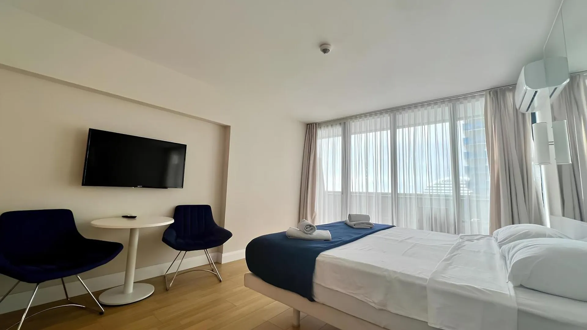 Sea View Hotel Orbi City Balcony & Beach Access Batumi Aparthotel